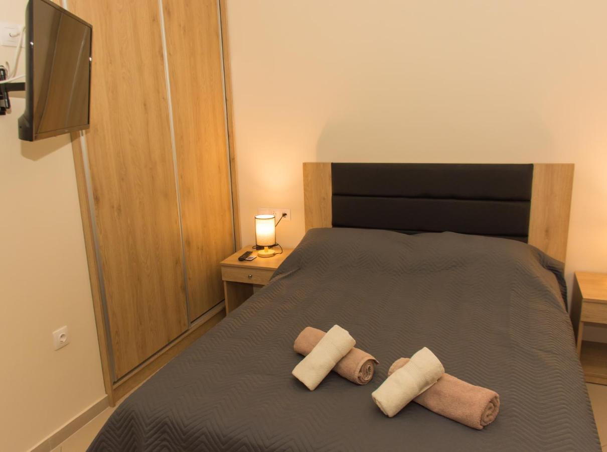 Apartment Luxury 2 Corinth